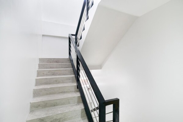 Interior - 395 Elti Dormitel (Angeles City)