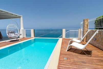 Villa Salina - Villa with private pool and panoramic sea view