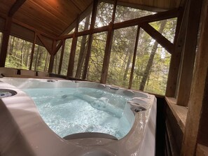 Bain à remous intérieur