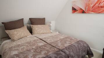 1 Schlafzimmer, Bügeleisen/Bügelbrett, kostenloses WLAN, Bettwäsche