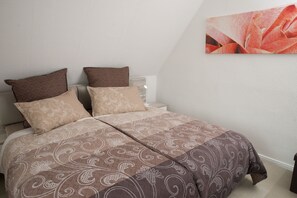 1 Schlafzimmer, Bügeleisen/Bügelbrett, kostenloses WLAN, Bettwäsche