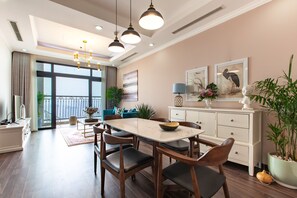 Dining - 2-bedroom apartment with spacious city view, indoor&outdoor swimming pools (Thượng Đình)