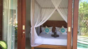 Villa, 4 chambres | 4 chambres, fer et planche à repasser, accès au Wi-Fi (inclus)