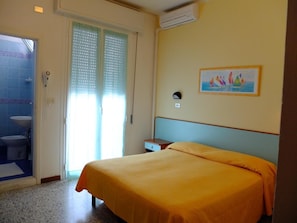 Desk, bed sheets