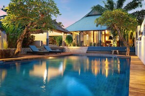 Private pool - Villa Embrace (Kerobokan)