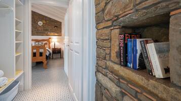 2 bedrooms, in-room safe, iron/ironing board, WiFi