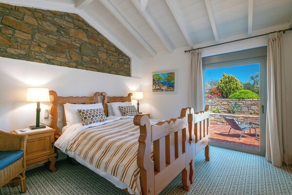 2 makuuhuonetta, tallelokero huoneessa, silitysrauta/-lauta, Wi-Fi