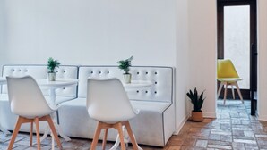 Lobby sitting area - Palazzo Lupardi Relais (Rome)