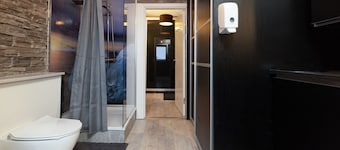 Kulukis Downtown Hostel