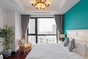 2 habitaciones, tabla de planchar con plancha, wifi y ropa de cama 