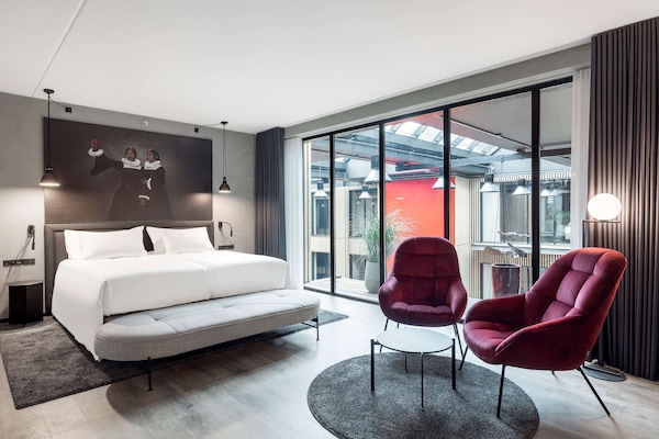 Standard Double or Twin Room | 1 bedroom, hypo-allergenic bedding, in-room safe, desk