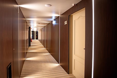 1 habitación, minibar, caja de seguridad en la habitación y escritorio