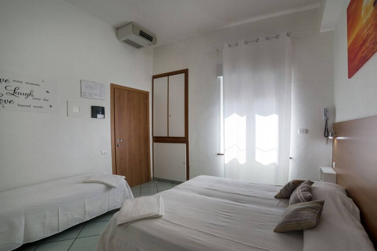 In-room safe, free cribs/infant beds, free WiFi, bed sheets