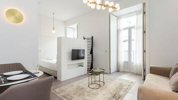 Superior-Studio | Wohnbereich | Fernseher