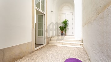 Deluxe Double Studio | Terraza o patio