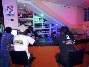 Bar (on property) - Nyamindi Resort (Mururi)
