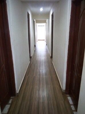 Hallway - Nyamindi Resort (Mururi)