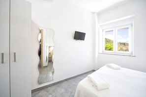 In-room safe, desk, free cots/infant beds, free WiFi
