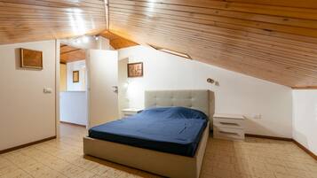 Alloggio su due livelli, 3 camere da letto | 3 camere, culle/letti per bambini (a pagamento), Wi-Fi (a pagamento)