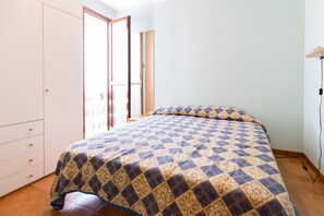 Apartment, 1 Bedroom | 1 bedroom, iron/ironing board, cots/infant beds, WiFi - Spinnaker (Comacchio)