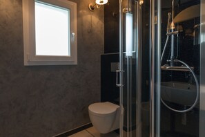 Appartement, 2 chambres | Salle de bain