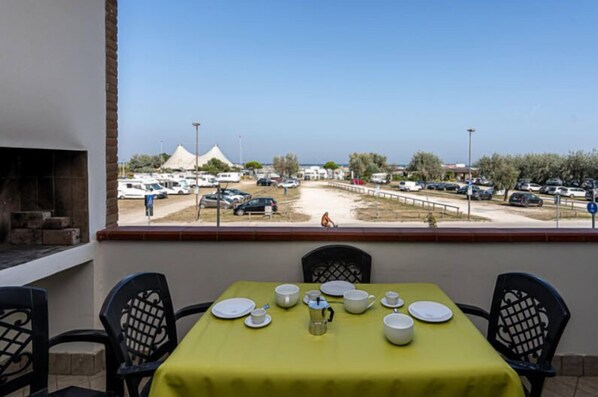 아파트, 침실 2개 | 발코니