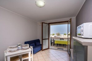 Apartment, 2 Schlafzimmer | Wohnbereich