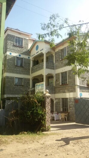 Exterior - Phaldomar Guest House (Kisumu)