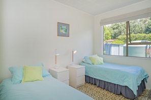 2 slaapkamers, een strijkplank/strijkijzer