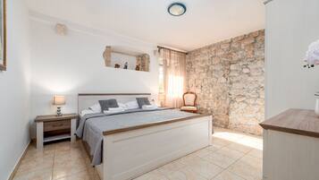 7 soveværelser, strygejern/strygebræt, gratis Wi-Fi, sengetøj