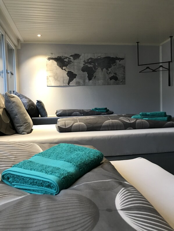 Phòng 3 tiện nghi đơn giản | Truy cập Internet không dây miễn phí 