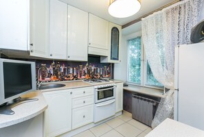 Studio | Eigene Küche | Großer Kühlschrank, Mikrowelle, Ofen, Herdplatte