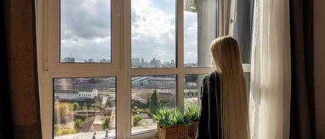 Deluxe Apartment | 1 bedroom, hypo-allergenic bedding, soundproofing, iron/ironing board