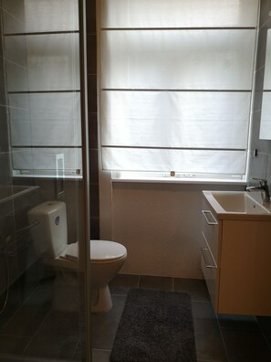 Apartment (incl. cleaning fee 40 EUR) | Bathroom