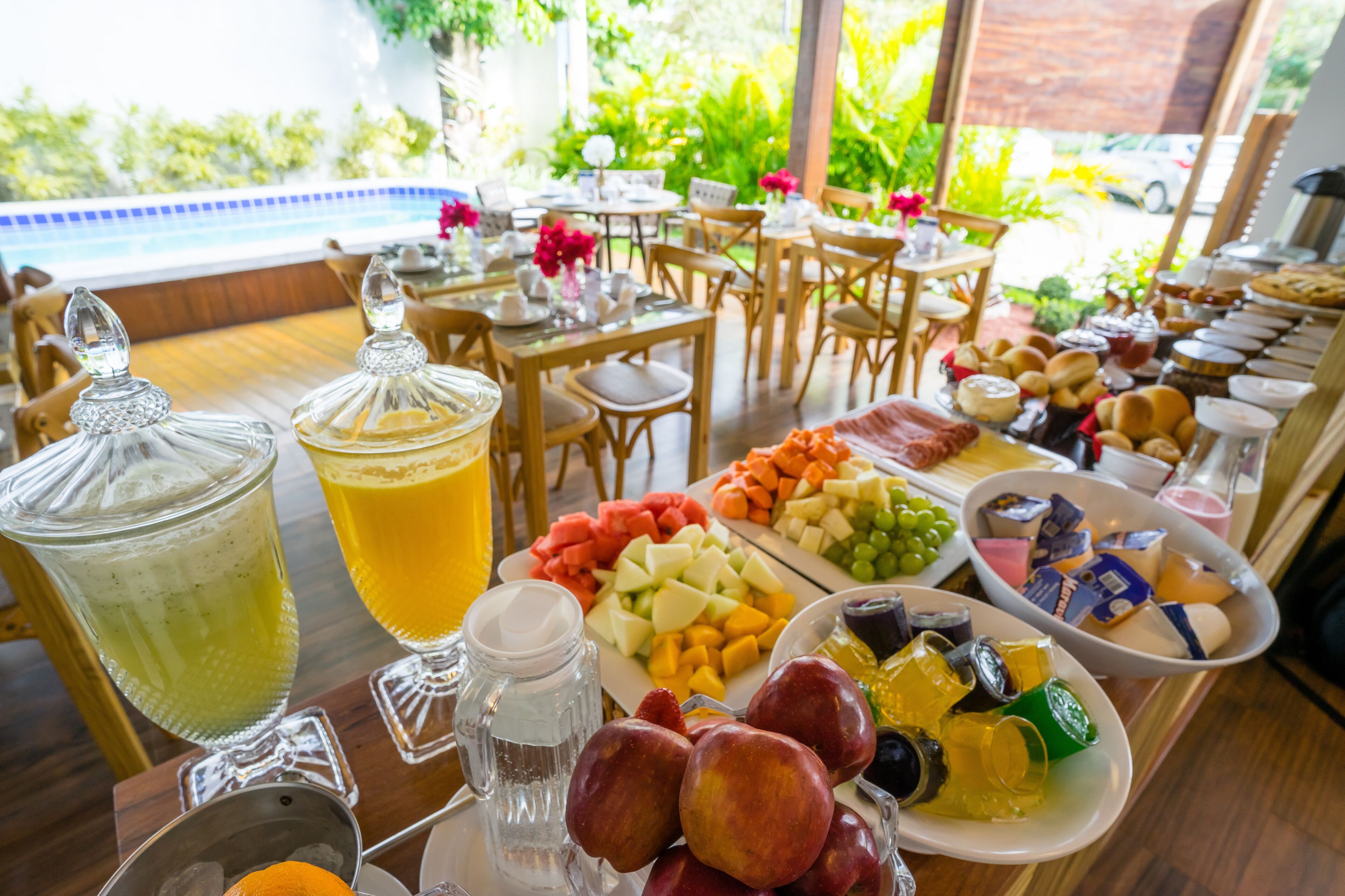 Free daily full breakfast