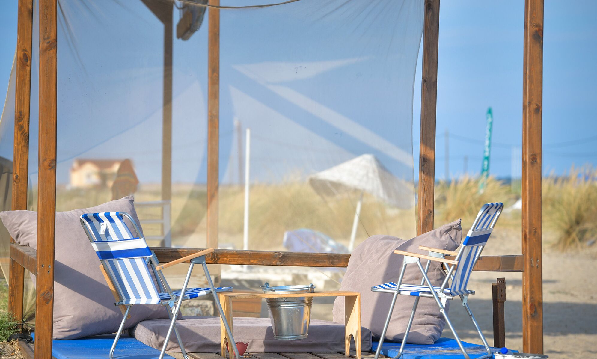 Private beach, sun-loungers, beach umbrellas, beach towels