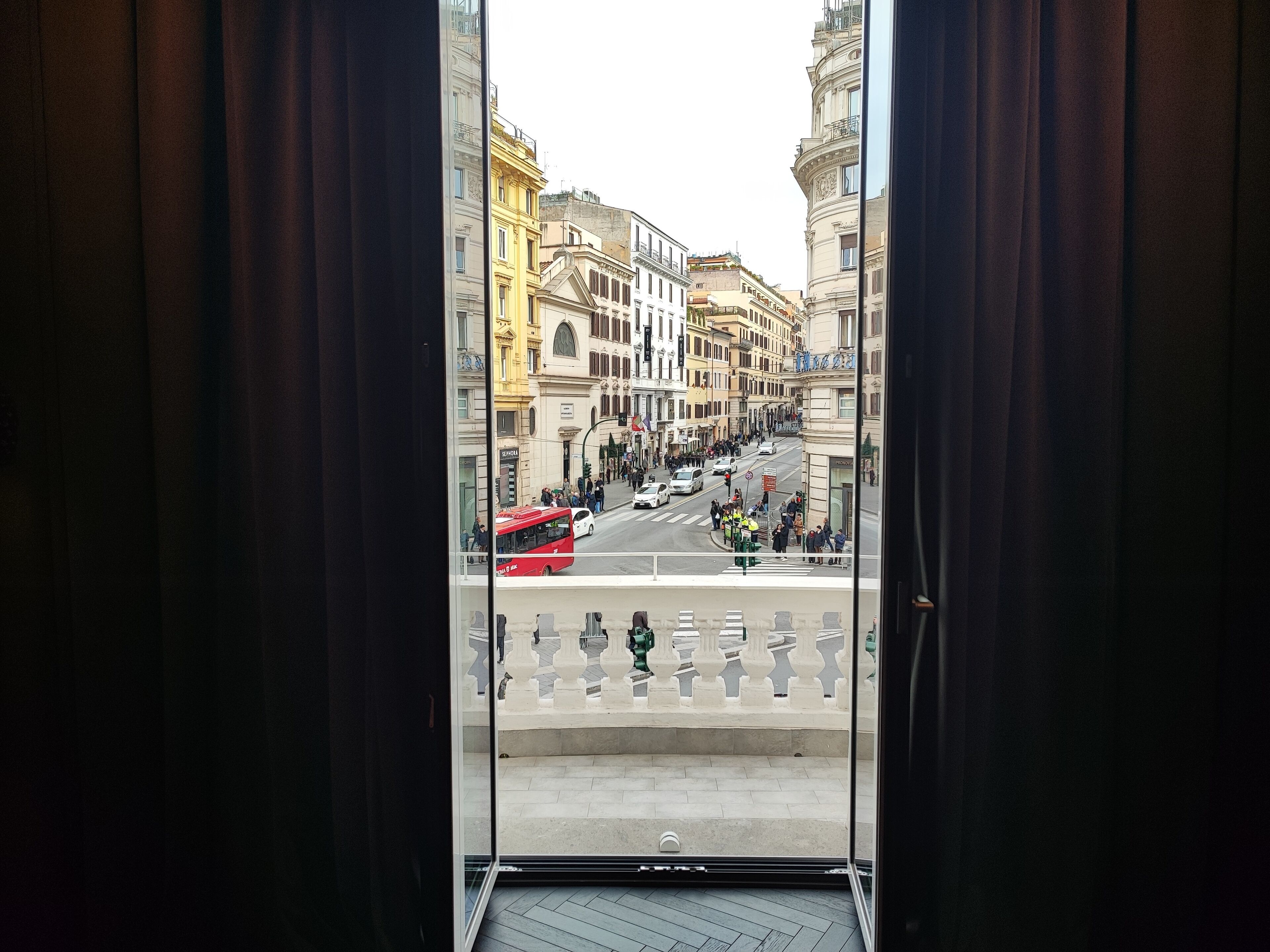 Suite – signature, 2 soverom, badstue, byutsikt | Sengetøy av topp kvalitet, minibar, safe på rommet og lydisolert