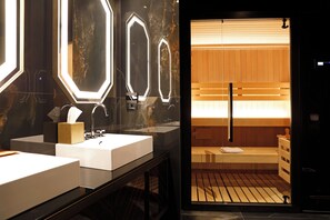 Signature Suite, 2 Bedrooms, Sauna, City View | Bathroom | Free toiletries, hair dryer, bidet, towels