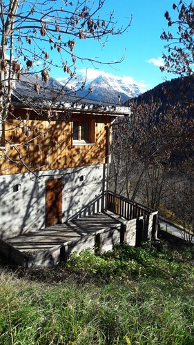 independent chalet 6 to 8 people