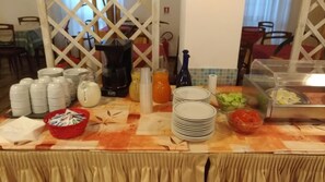 Petit déjeuner buffet compris tous les jours