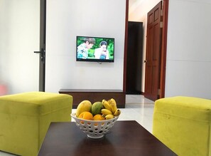 TV màn hình phẳng 32-inch có truyền hình cáp, TV 