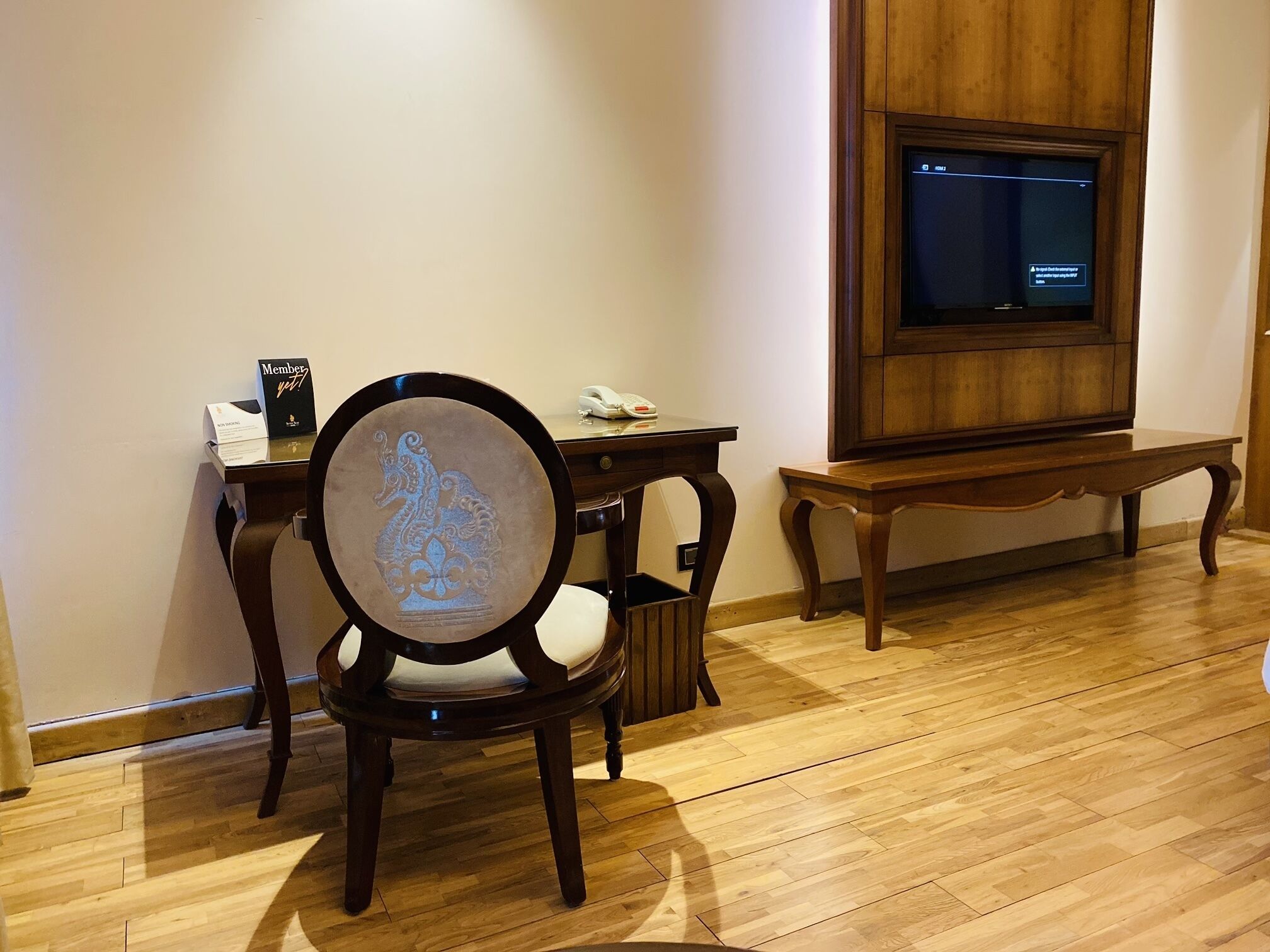 Photo - Seven Seas Hotel