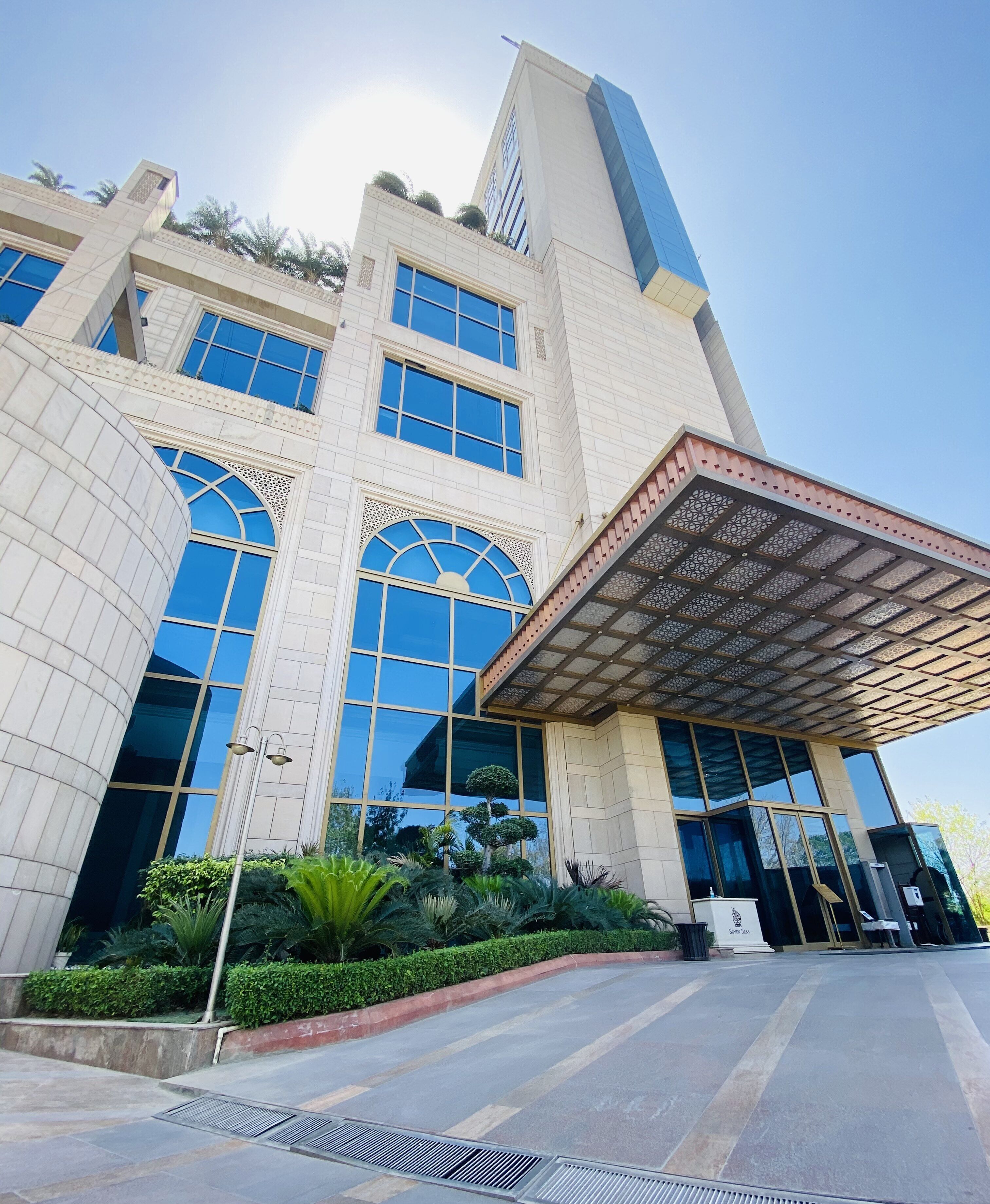 Photo - Seven Seas Hotel