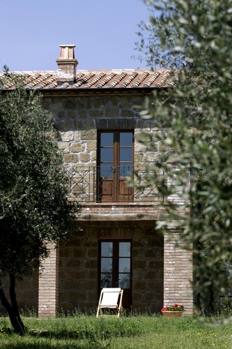 Farmhouse Tenuta Roccaccia