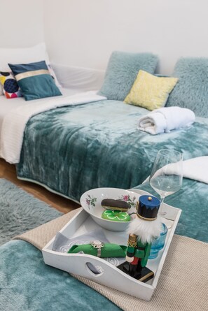Apartment (2 Bedrooms)