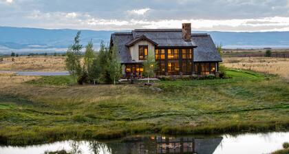 Tanager Court Exclusive Tributary Luxury Home Open Layout Grand Teton Views