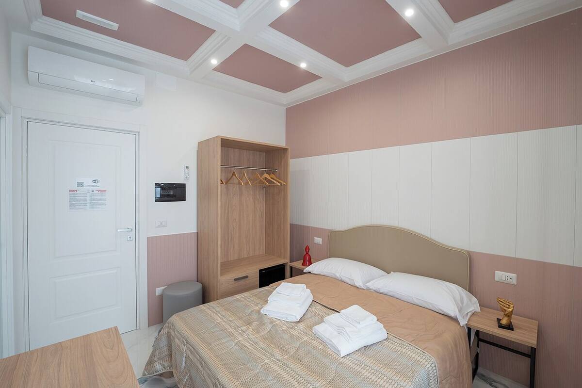 Double room superior chiostro | 책상, 유아용 침대, 무료 WiFi