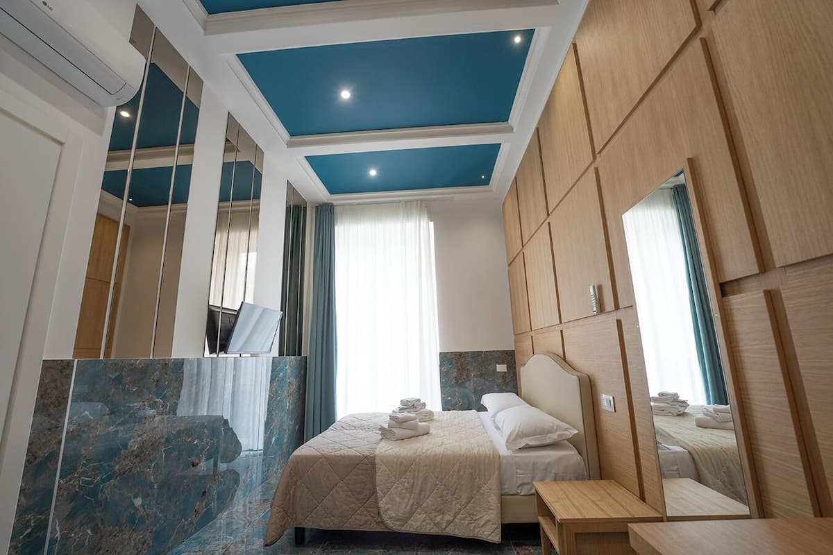 Suite city view depretis | 1 slaapkamer, een bureau, babybedden, gratis wifi