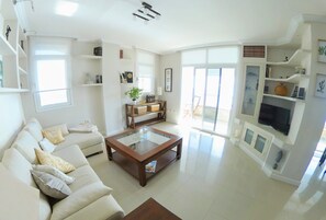 TV, DVD player, books, stereo