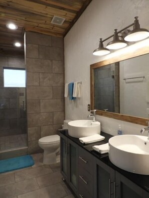 Shower, towels